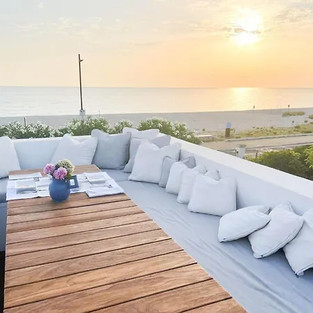 別荘 Elegante Am Strand- Jacuzzi Und Garten By Interhome *