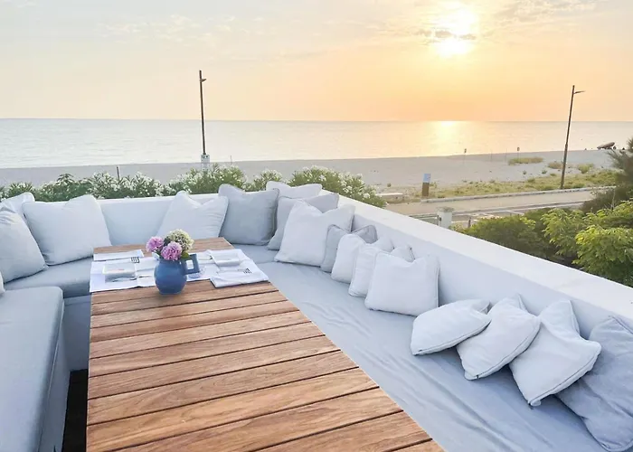 別荘 Elegante Am Strand- Jacuzzi Und Garten By Interhome *