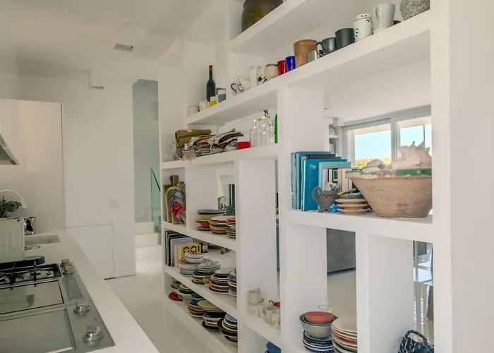 Elegante Am Strand- Jacuzzi Und Garten By Interhome