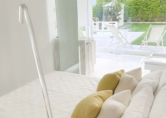 別荘 Elegante Am Strand- Jacuzzi Und Garten By Interhome *