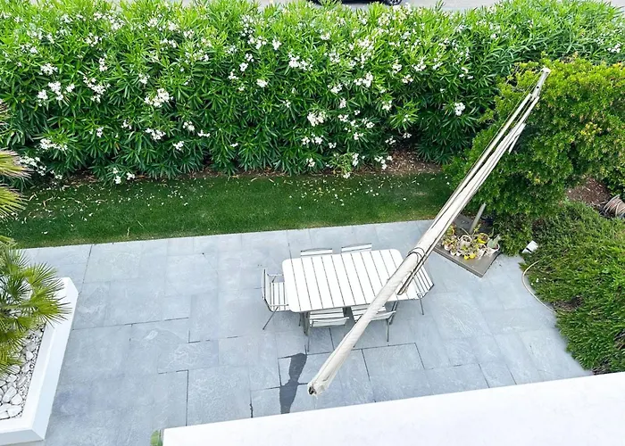 別荘 Elegante Am Strand- Jacuzzi Und Garten By Interhome セニガッリア